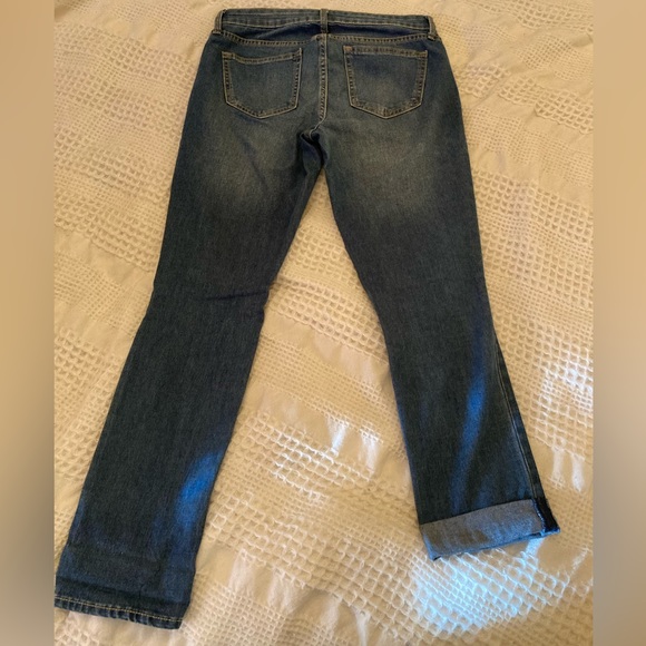 Gap denim Girlfriend crops. Size 26. Medium wash. - Picture 3 of 4
